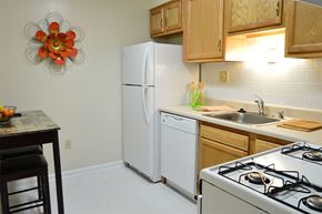 Parkville apartment for rent - at Wellesley House Apartments, Parkville, MD, 21234