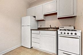 Denver apartment for rent - The Belmore Apartments in Denver, Colorado