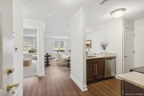 Livingston apartment for rent - a renovated kitchen and living room in a new home