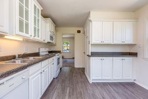 East Lansing apartment for rent - Spacious Kitchen in East Lansing Apartments near Michigan State University | DTN Houses