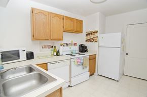 East Lansing apartment for rent - Spacious Kitchen in East Lansing Apartments near Michigan State University | DTN Houses