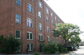 Claremont apartment for rent - Sugar River Mills Exterior 2