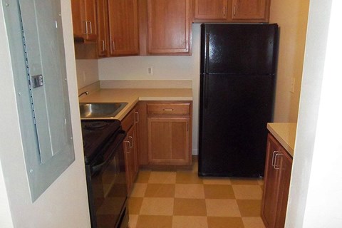 Floor plan for 2 beds, 1 bath, 900 sqft