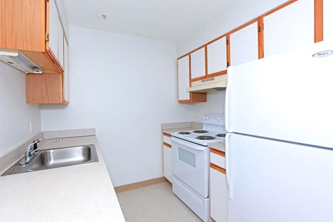 Floor plan for 1 bed, 1 bath, 683 sqft