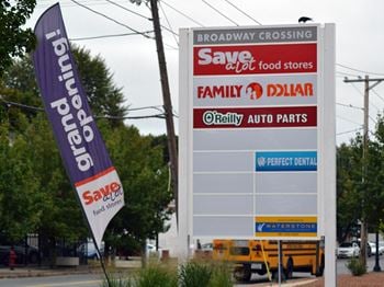 Convenient proximity to everyday conveniences