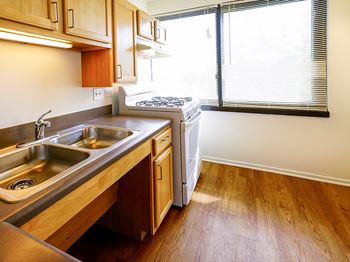 Kitchen plank wood flooring