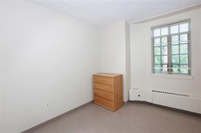 New Haven apartment for rent - a bedroom with a dresser and a window