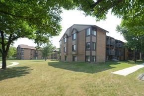 Glen Burnie apartment for rent - A grassy area in front of apartment buildings.