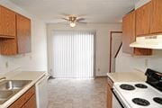 Columbus townhouse for rent - in unit kitchen