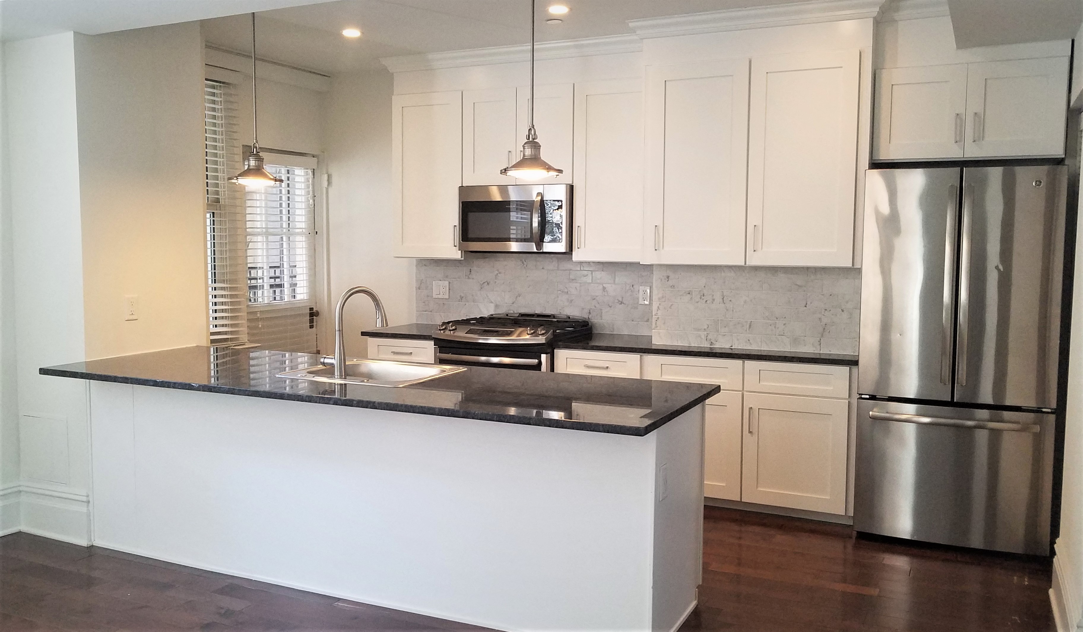 Floor plan for 3 beds, 2 baths, 1215 sqft