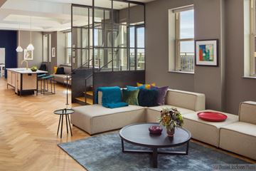Philadelphia apartment for rent - a living room with a couch and a table