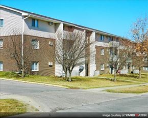 Pleasant Hill apartment for rent - a brick apartment building on the corner of a street