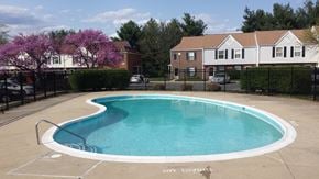 Manassas apartment for rent - outdoor pool