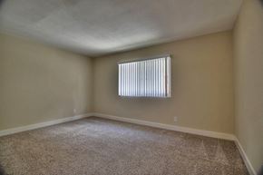 Sunnyvale apartment for rent - Bay Windows at 720 North Apartments, Sunnyvale