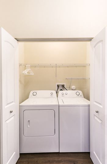 Full size washer & dryer included