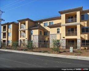 Phoenix apartment for rent - Madison Pointe Dunlap & Magee