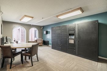 Luxerone package lockers available 24/7
