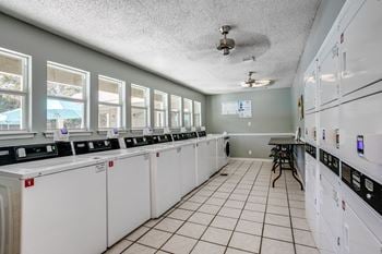 Laundry center