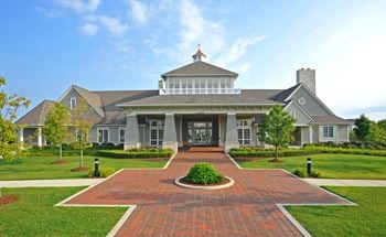 Luxurious entrance walking path to clubhouse