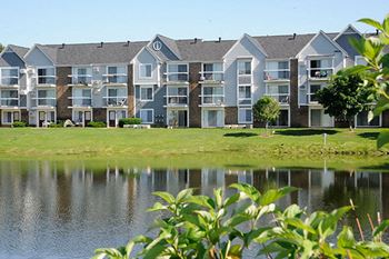 Lakefront patio and balcony