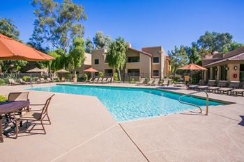 Towne square apartments crystal clear swimming pool