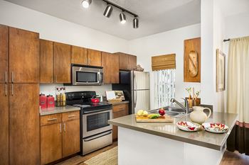 Pinnacle highland apartments full kitchen
