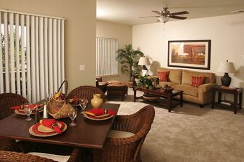 Pinnacle highland apartments model living room
