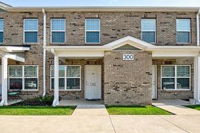 Sistersville apartment for rent - McCormick Greene