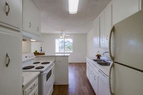 La Mesa apartment for rent - Villa Capri Apartments Empty Apartment Kitchen