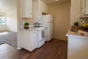 Plank wood flooring
