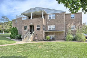 Harrisburg apartment for rent - Cheap Apartment in Harrisburg, PA | Laura Acres | Property Management, Inc.