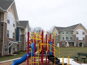 Abingdon apartment for rent - Riverwoods at Tollgate Playground