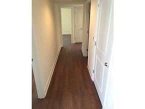 Berlin apartment for rent - Cannery Village Interior Hallway
