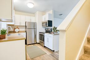 Hudsonville townhouse for rent - Entryway Kitchen