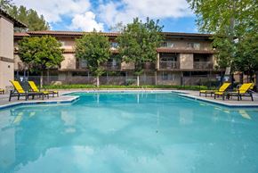Thousand Oaks apartment for rent - Cool Swimming Pool at Wilbur Oaks Apartments, California, 91360