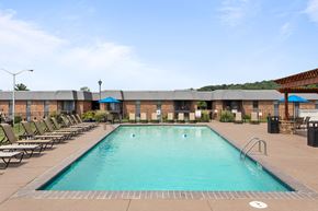 Chattanooga apartment for rent - Huge Outdoor Swimming Pool - Lakeshore on the Hill