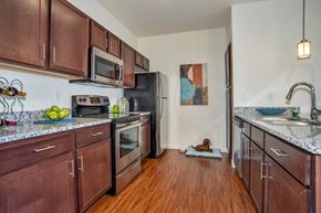 Longmont apartment for rent - Large Kitchens with Stainless Steel Appliances at Apartment near UCHealth Longs Peak Hospital