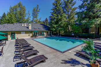 Pool aerial