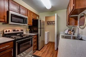 Hillsboro apartment for rent - Kitchen at Commons at Creekside Apartments, Oregon, 97123