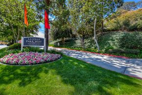 San Diego apartment for rent - Close to shopping, UTC
