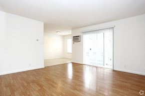 Brentwood apartment for rent - Living area at PARKSIDE BRENTWOOD, Brentwood, CA 94513