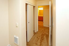 Mcminnville apartment for rent - Hallway at Redwood Commons Apartments, Oregon