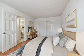 Adelphi apartment for rent - university gardens bedroom