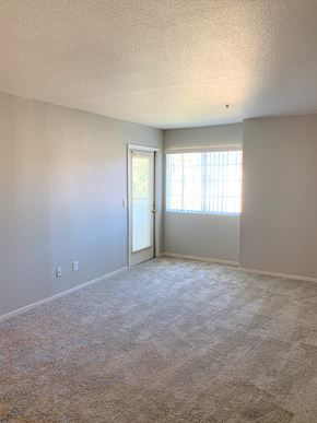 Antioch apartment for rent - Living Room (unfurnished) | Somerset Apartments in Antioch, CA 94509