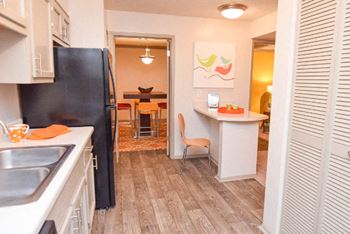 Built-in breakfast bar nook*