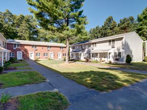 Springfield apartment for rent - Exterior at Colonial Estates Apartments, Massachusetts