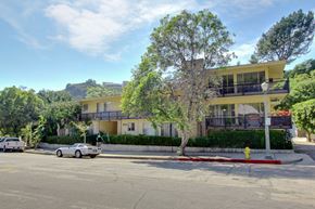 Los Angeles apartment for rent - Street View
