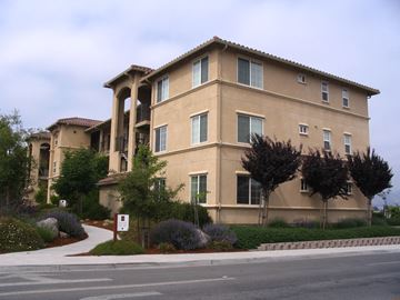 Watsonville apartment for rent - an apartment building on the corner of a street