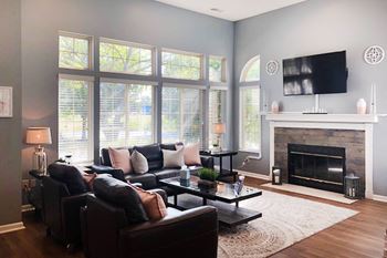 Fireplace lounge