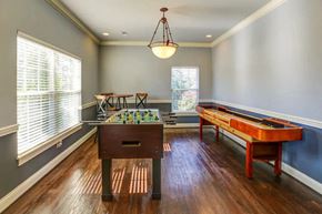 Florence apartment for rent - Game Room